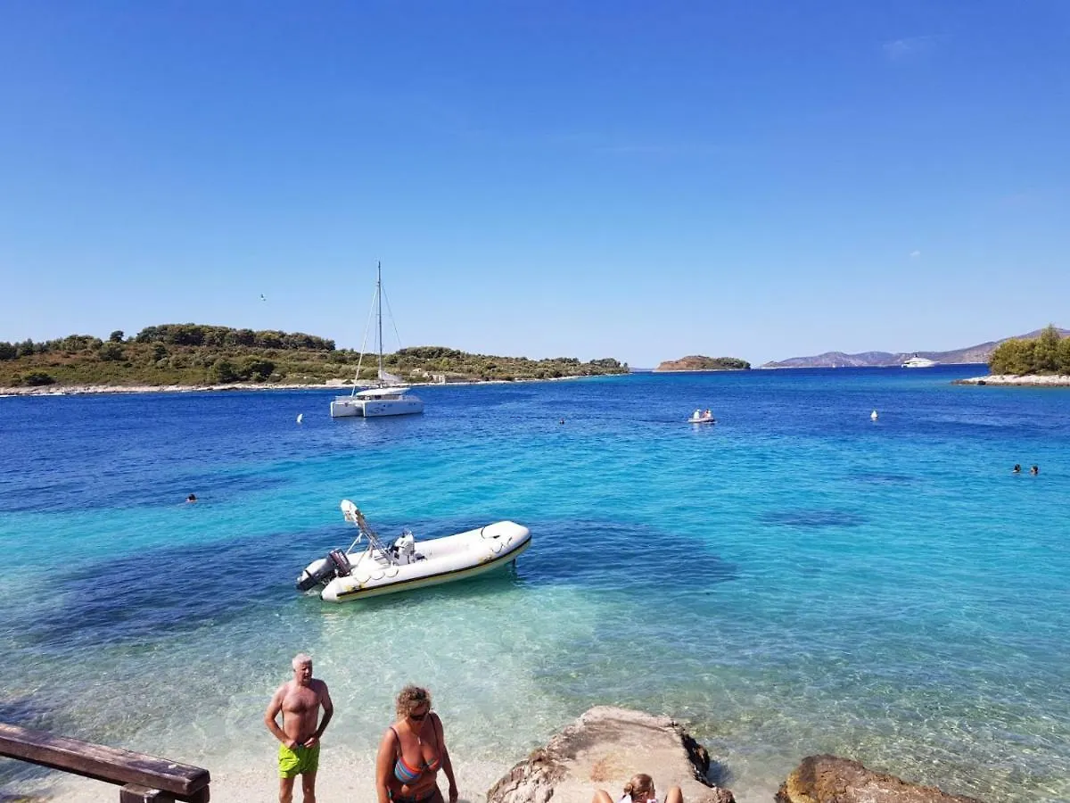 Ciovo Apartments Trogir 0*,  Croatia